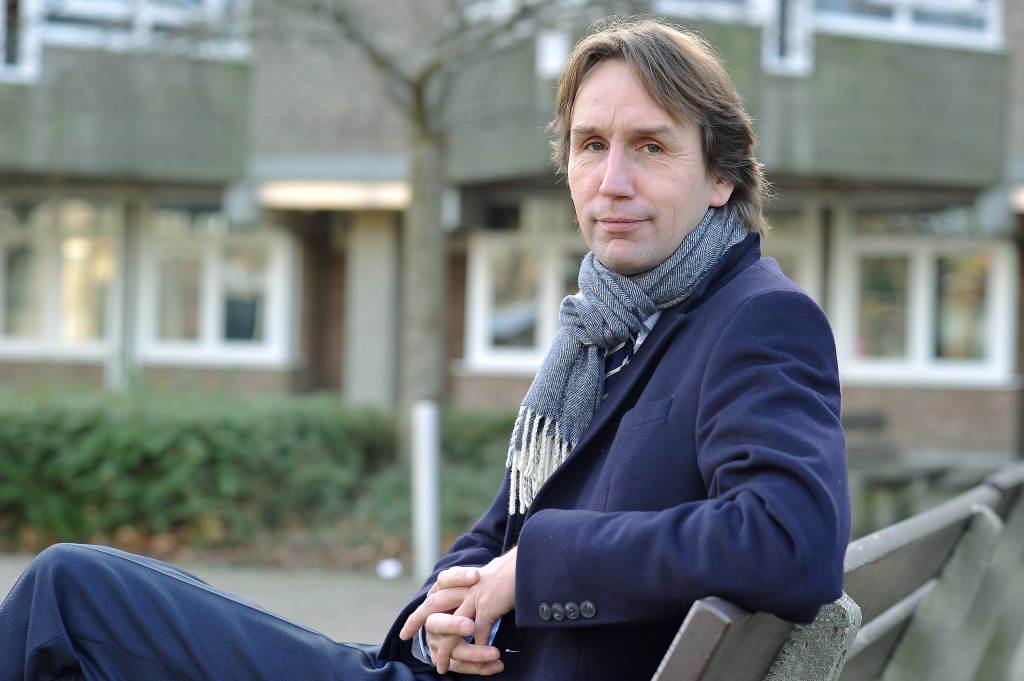 2013-Herbert-Raat voor het Raadhuis